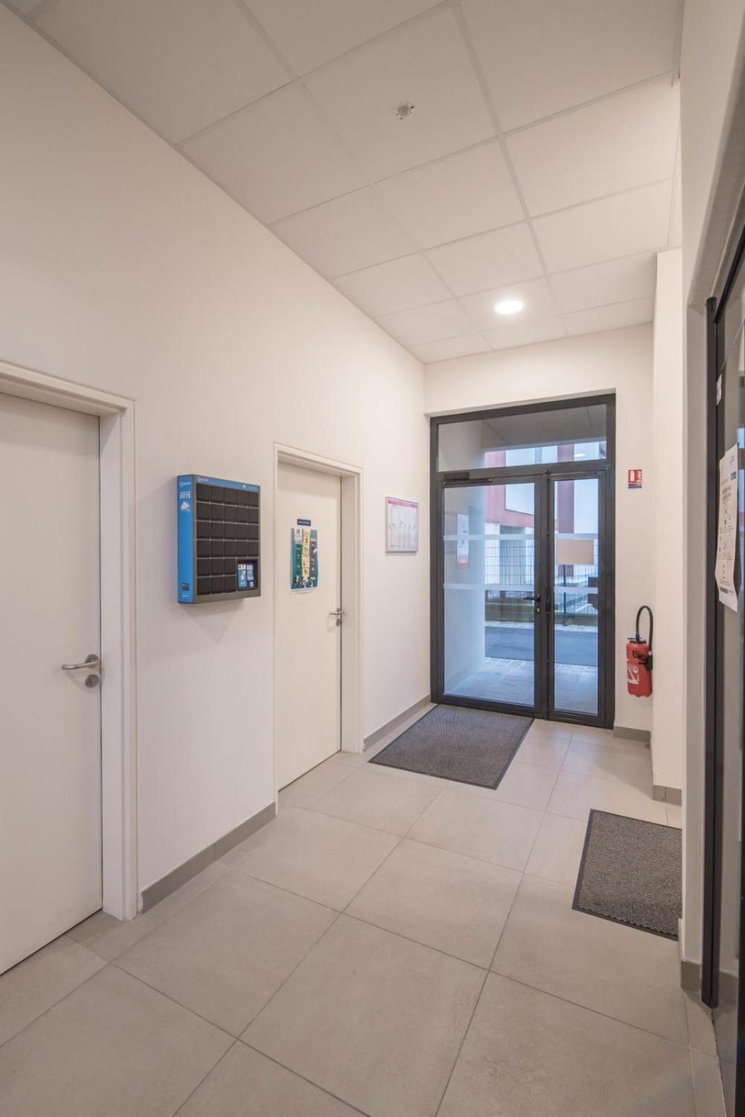 Nathan - Appartement Proche Gare Arrivee 2424 Le Mans Exterior foto